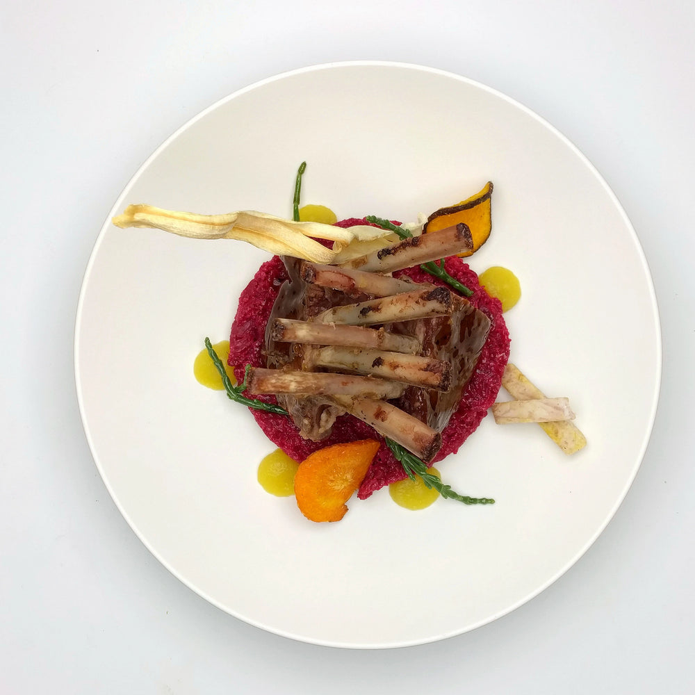 Lamskotelet_met_risotto_en_bieten