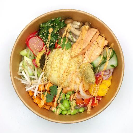 Poke_bowl_met_gamba_s_en_zalm