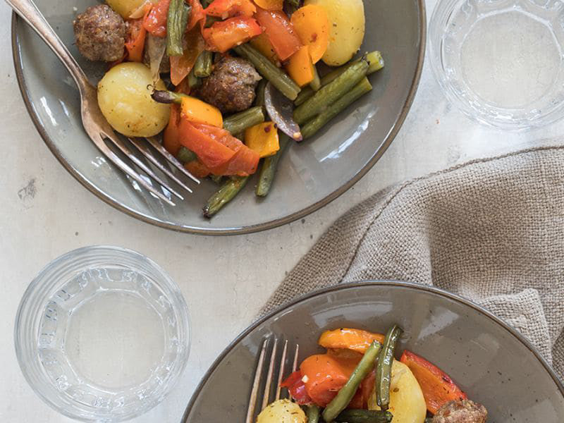 Recept-Italiaans-ovengerecht-met-gehaktballetjes-sperziebonen-en-krieltjes-3x4-klein