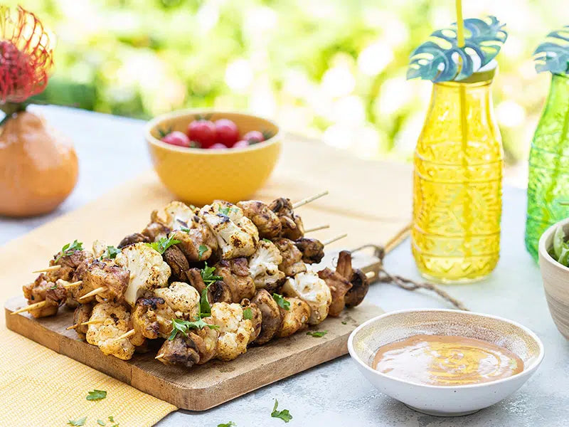 Recept-Midden-Oosterse-satespiesjes-met-bloemkool-en-champignons-3x4-klein_jpg