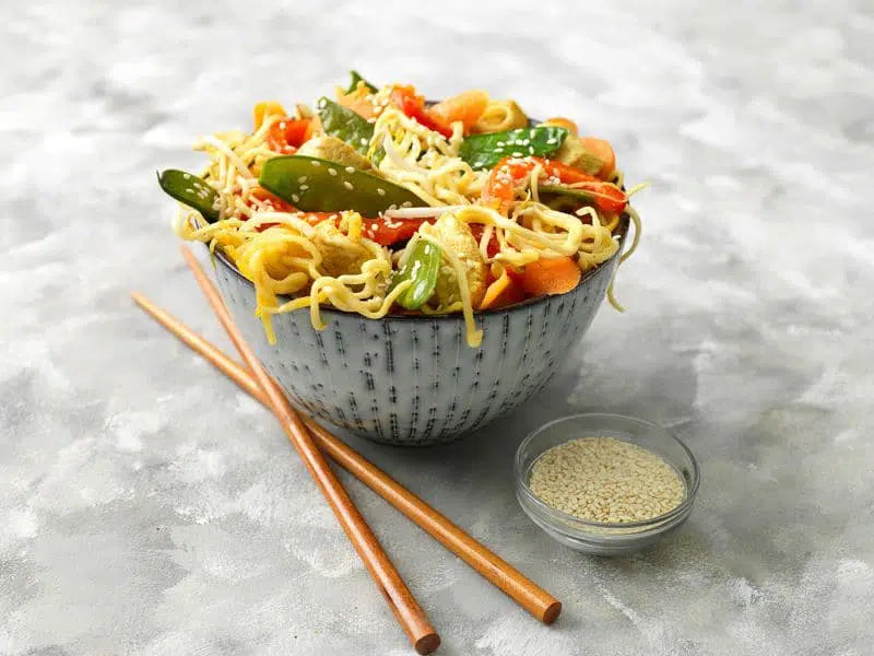 Recept-Snel-eenpansgerecht-met-kip-en-noedels-3x4-klein_jpg