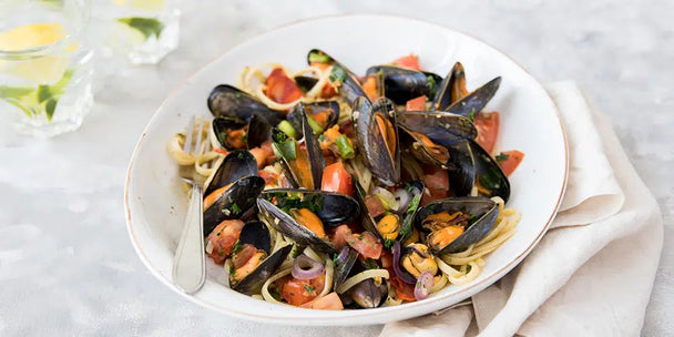 Spaghetti-met-gewokte-mosselen-chorizo-tomaat-