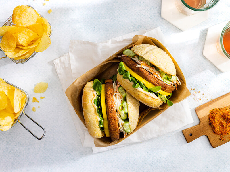 WSB-Cajun-Vega-cajun-burger-met-mango-en-koolsla-800x600px-tiny